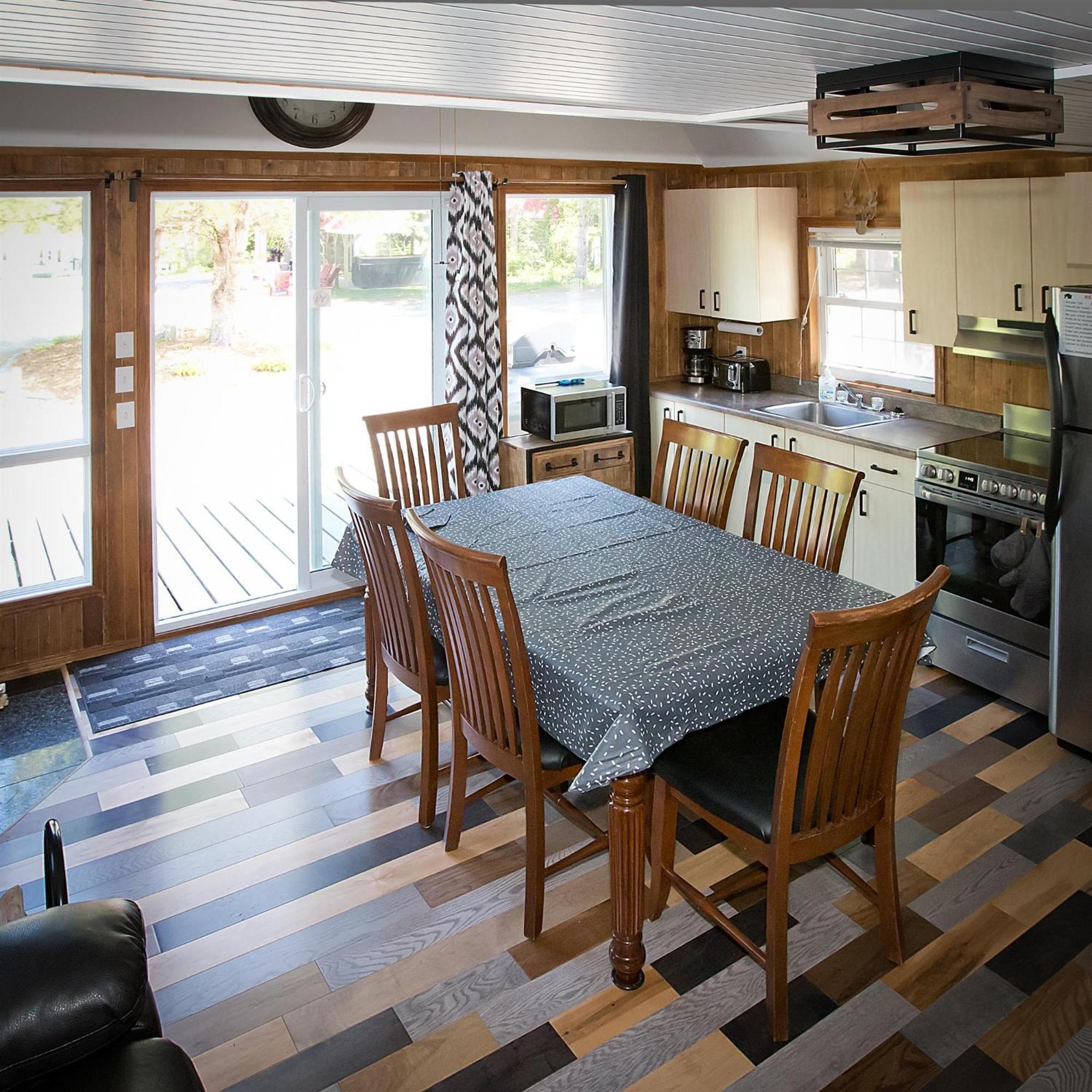 Camping Chalets Spas Pignons Rouges Saint Romain Buitenkant foto