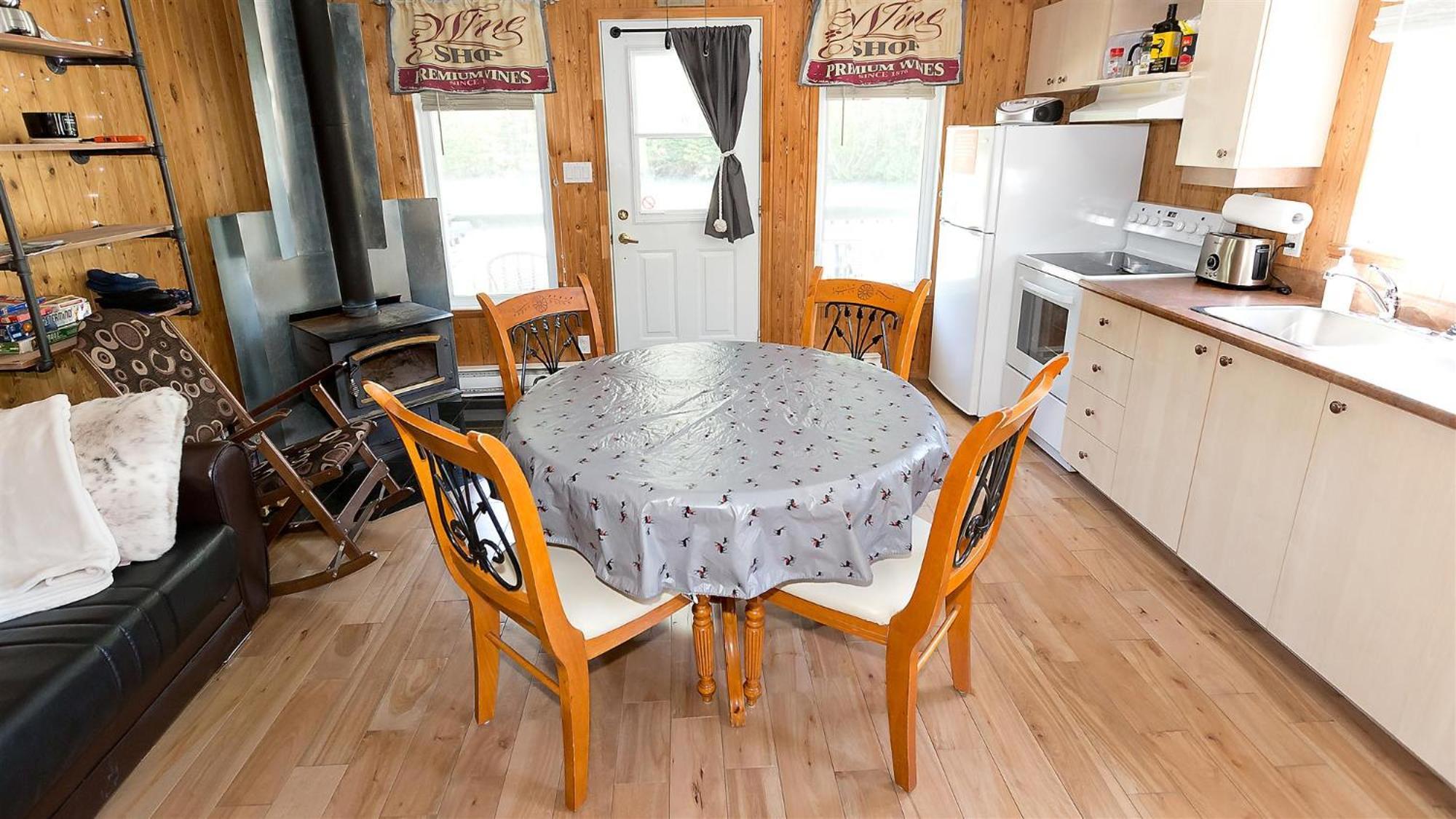 Camping Chalets Spas Pignons Rouges Saint Romain Buitenkant foto