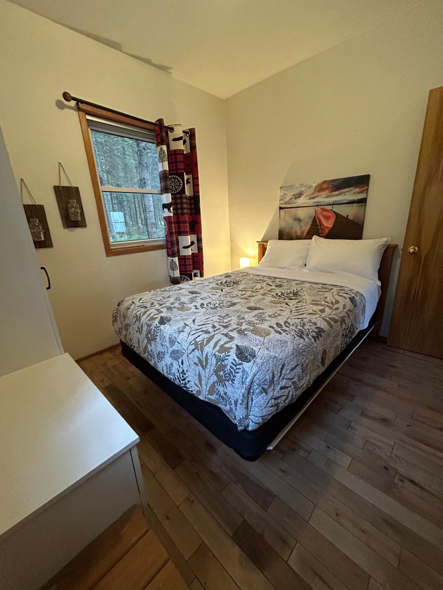 Camping Chalets Spas Pignons Rouges Saint Romain Buitenkant foto